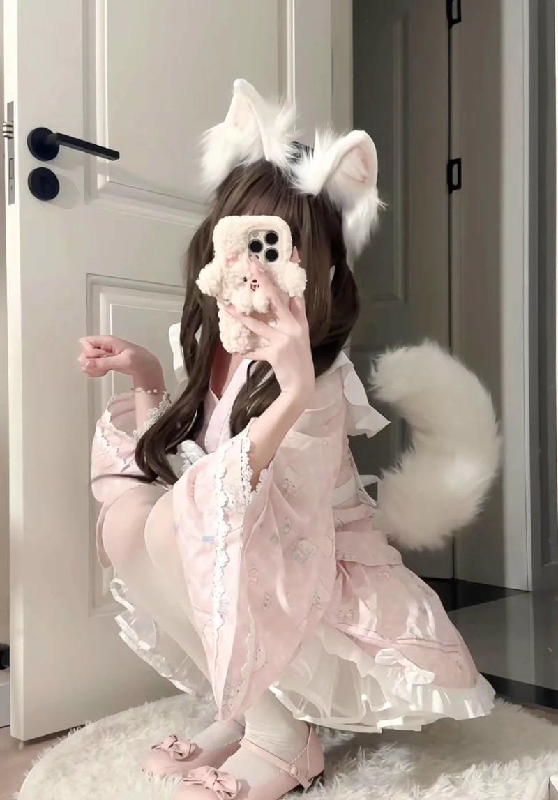hình ảnh cosplay đuôi mèo 12