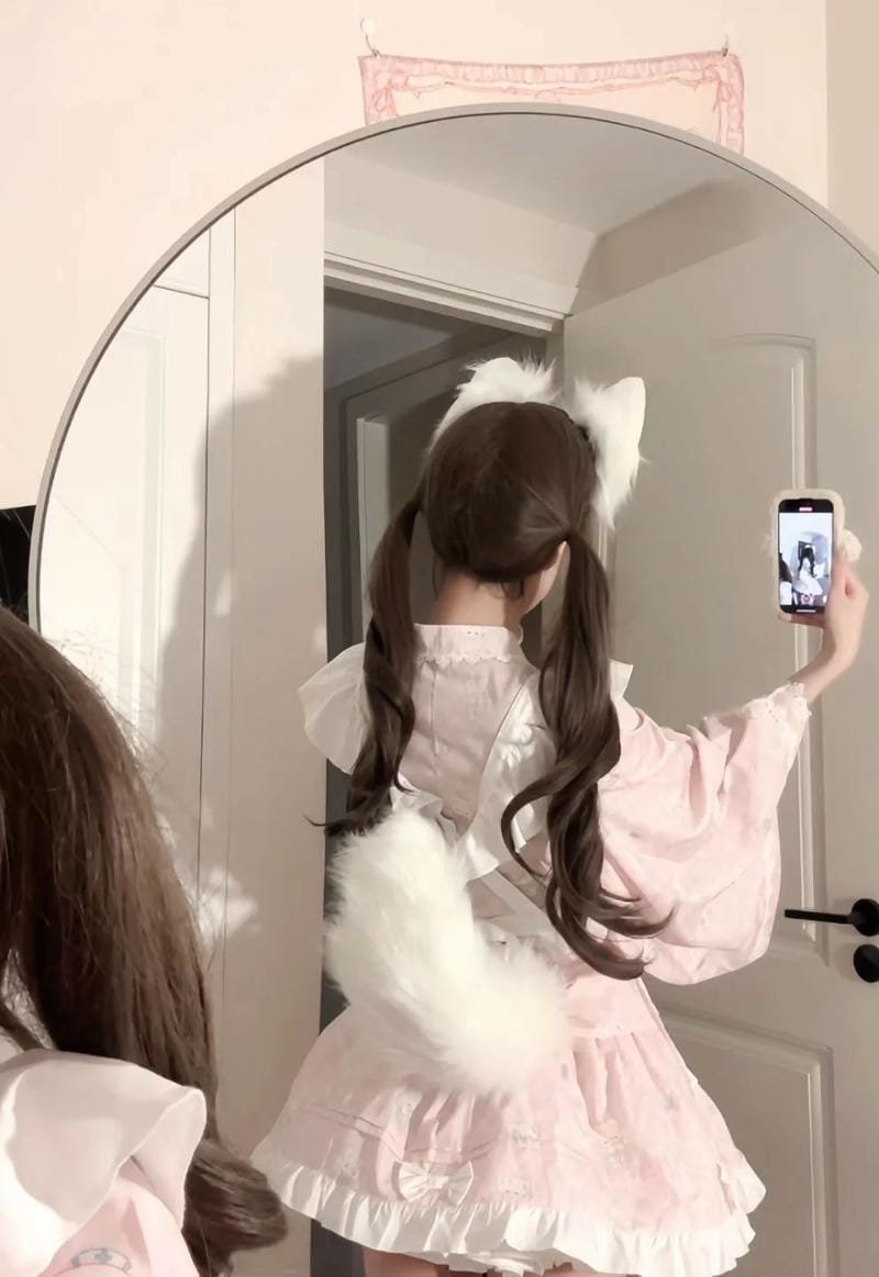 hình ảnh cosplay đuôi mèo 14