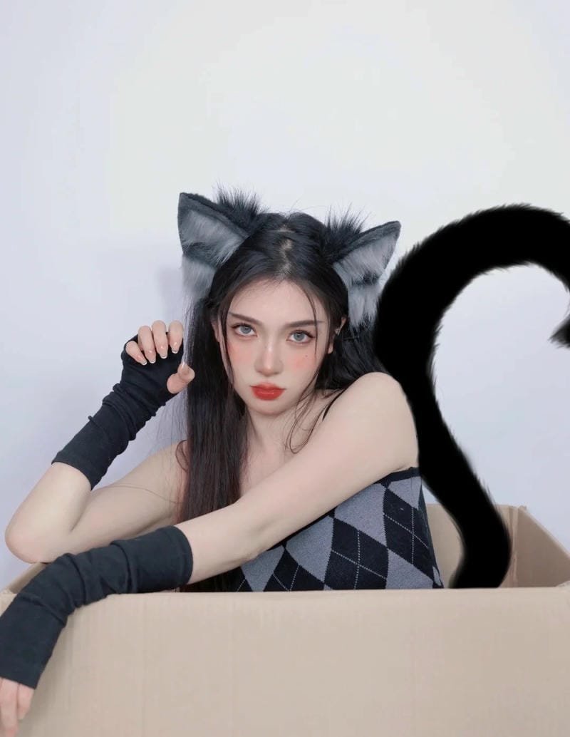 hình ảnh cosplay đuôi mèo 18