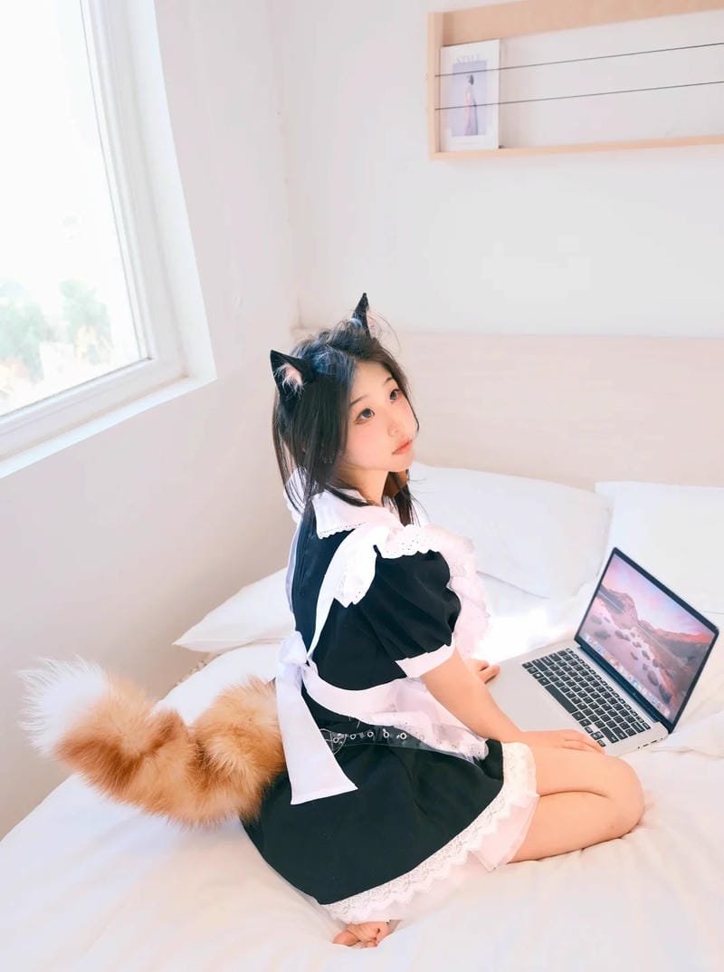 hình ảnh cosplay đuôi mèo 20