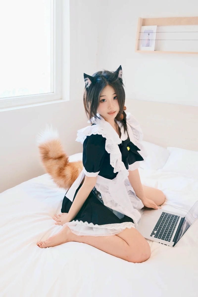 hình ảnh cosplay đuôi mèo 21