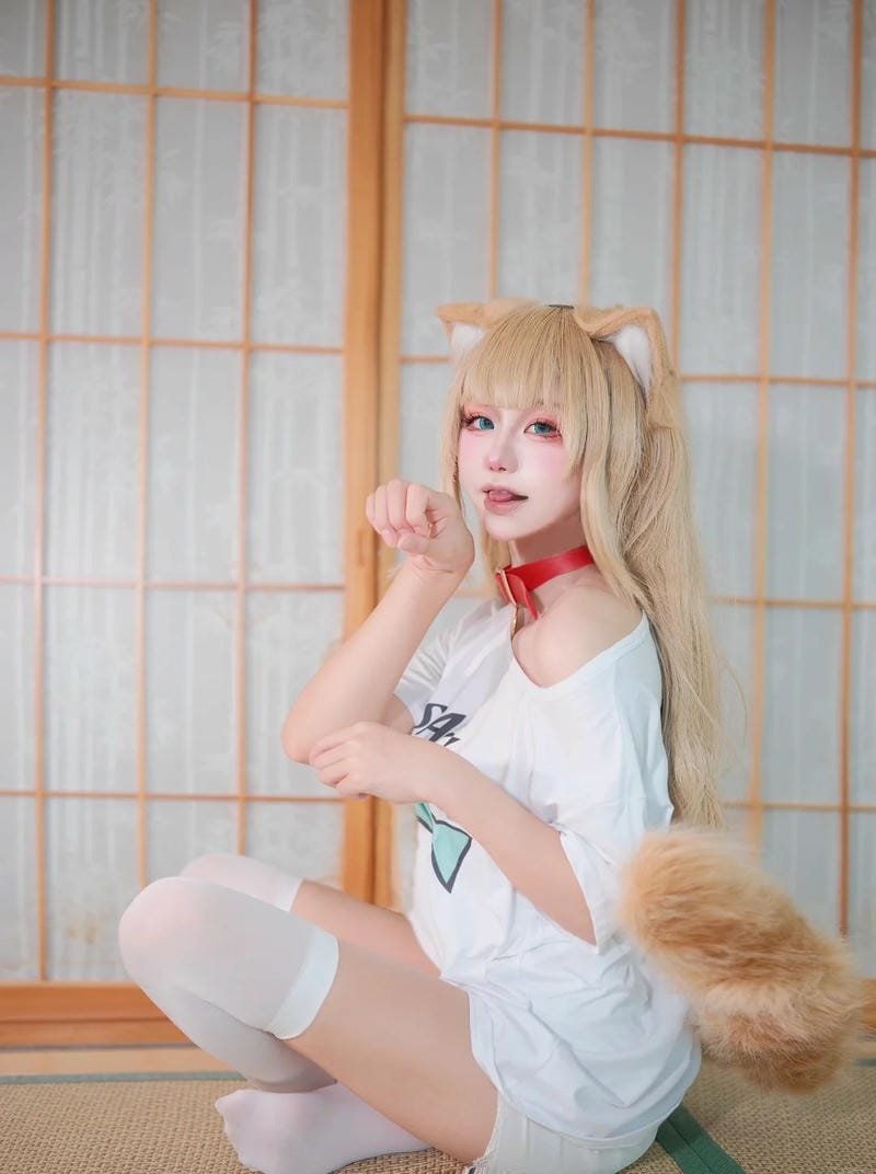 hình ảnh cosplay đuôi mèo 24