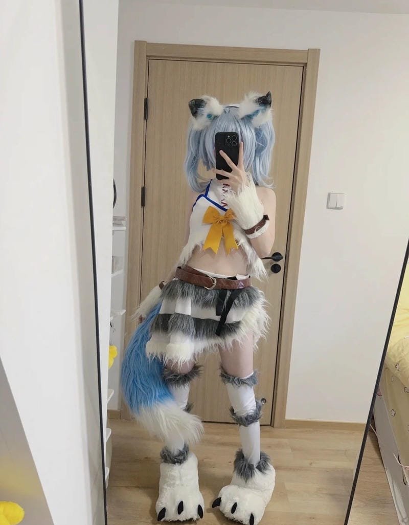 hình ảnh cosplay đuôi mèo 6