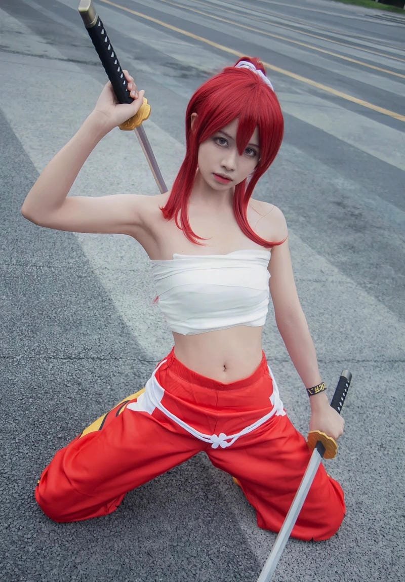 hình ảnh cosplay erza 18