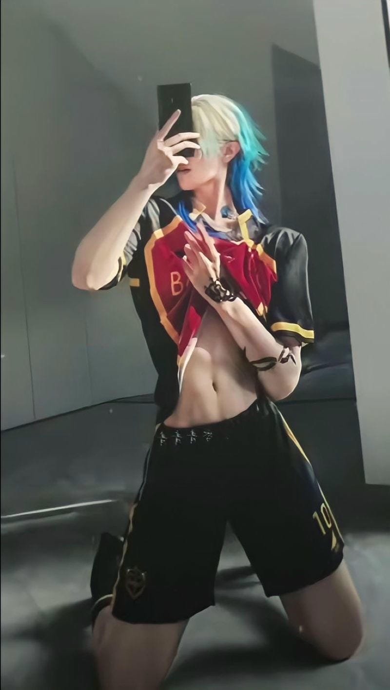 hình ảnh cosplay kaiser 11