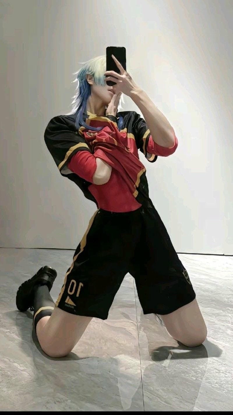 hình ảnh cosplay kaiser 14