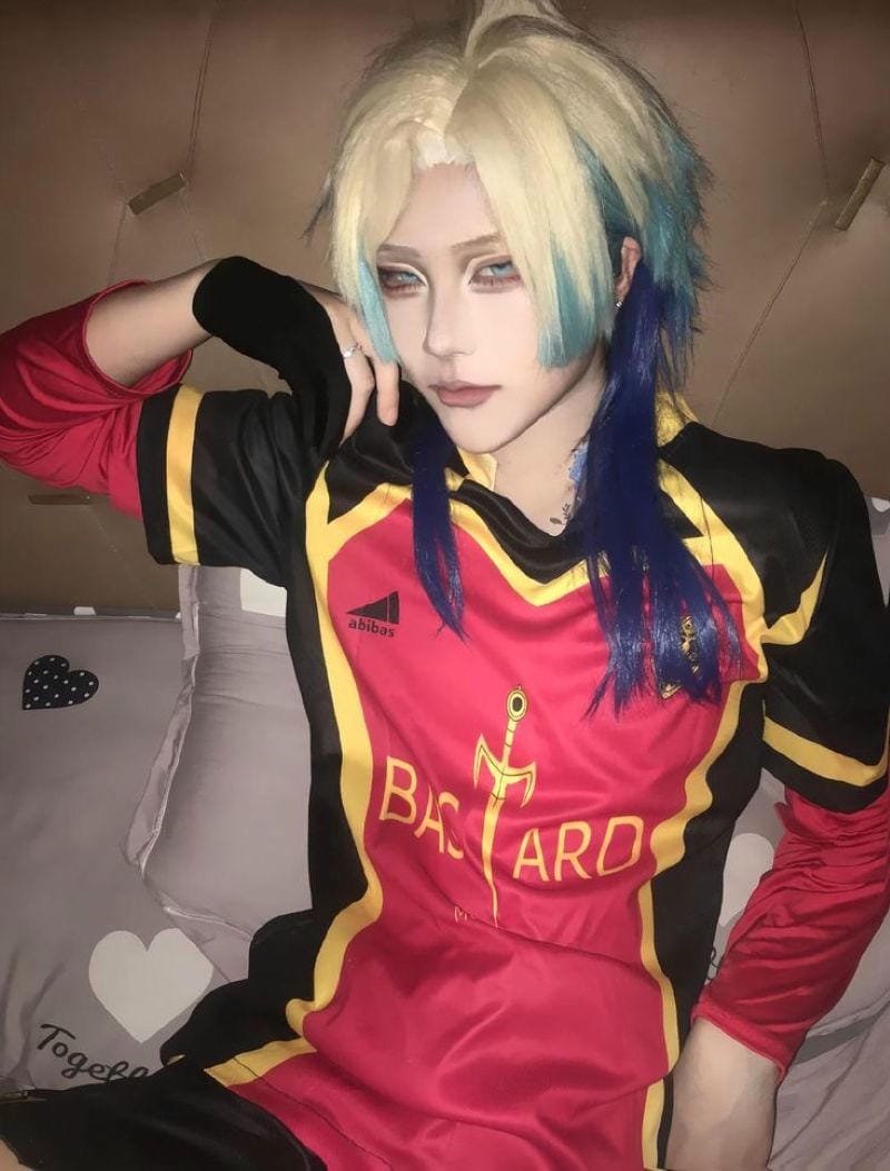 hình ảnh cosplay michael kaiser 17