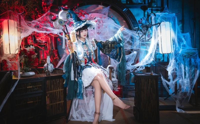 hình ảnh cosplay nữ phù thủy 1