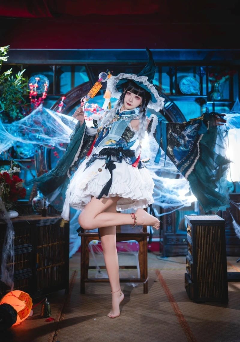 hình ảnh cosplay nữ phù thủy 27