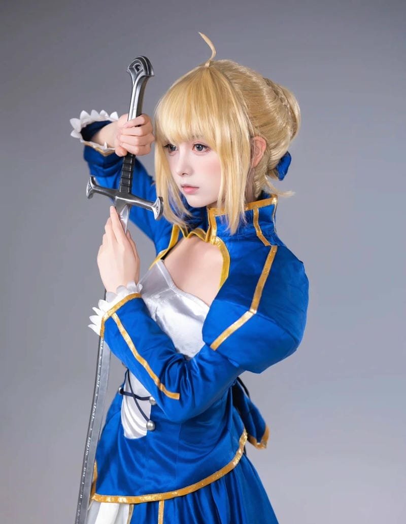 hình ảnh cosplay saber 20