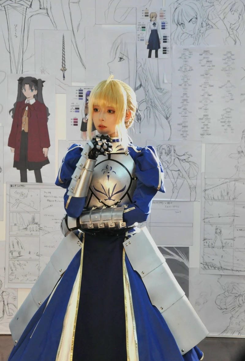 hình ảnh cosplay saber 3