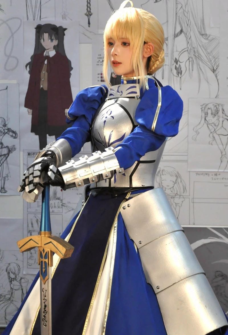 hình ảnh cosplay saber 4