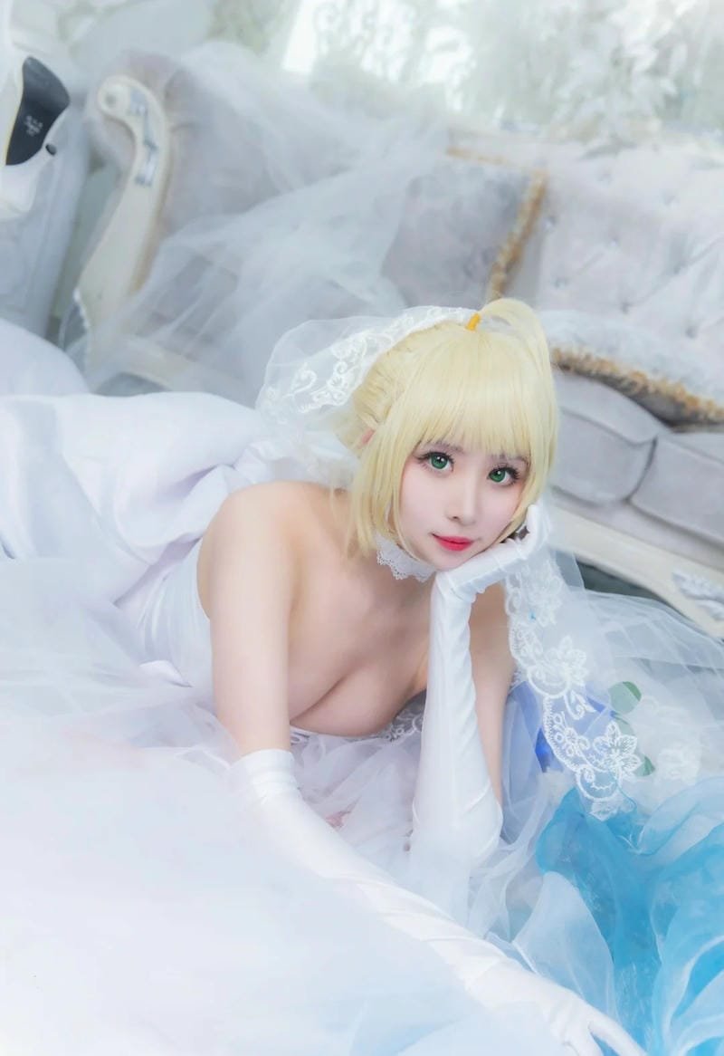 hình ảnh cosplay saber bride 18