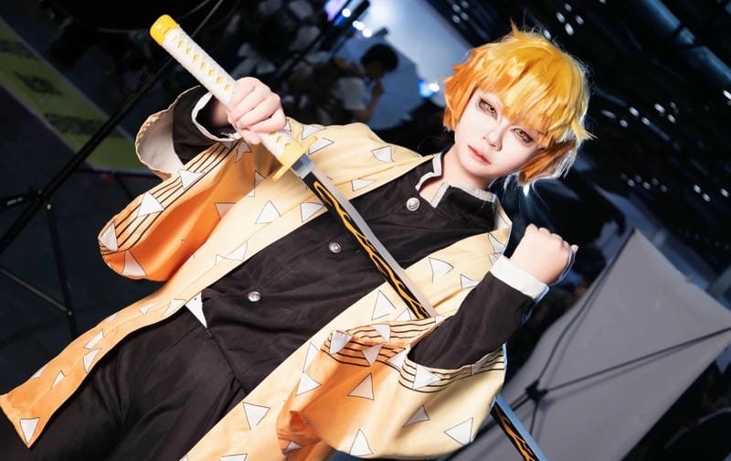 hình ảnh cosplay zenitsu 10