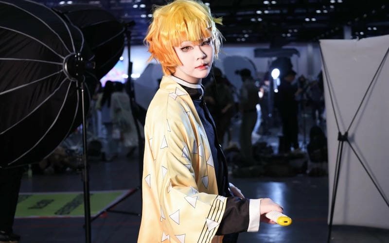 hình ảnh cosplay zenitsu 15
