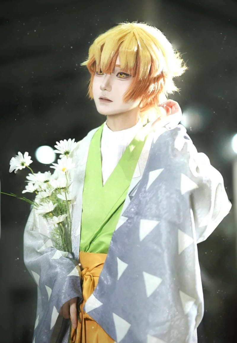 hình ảnh cosplay zenitsu 2