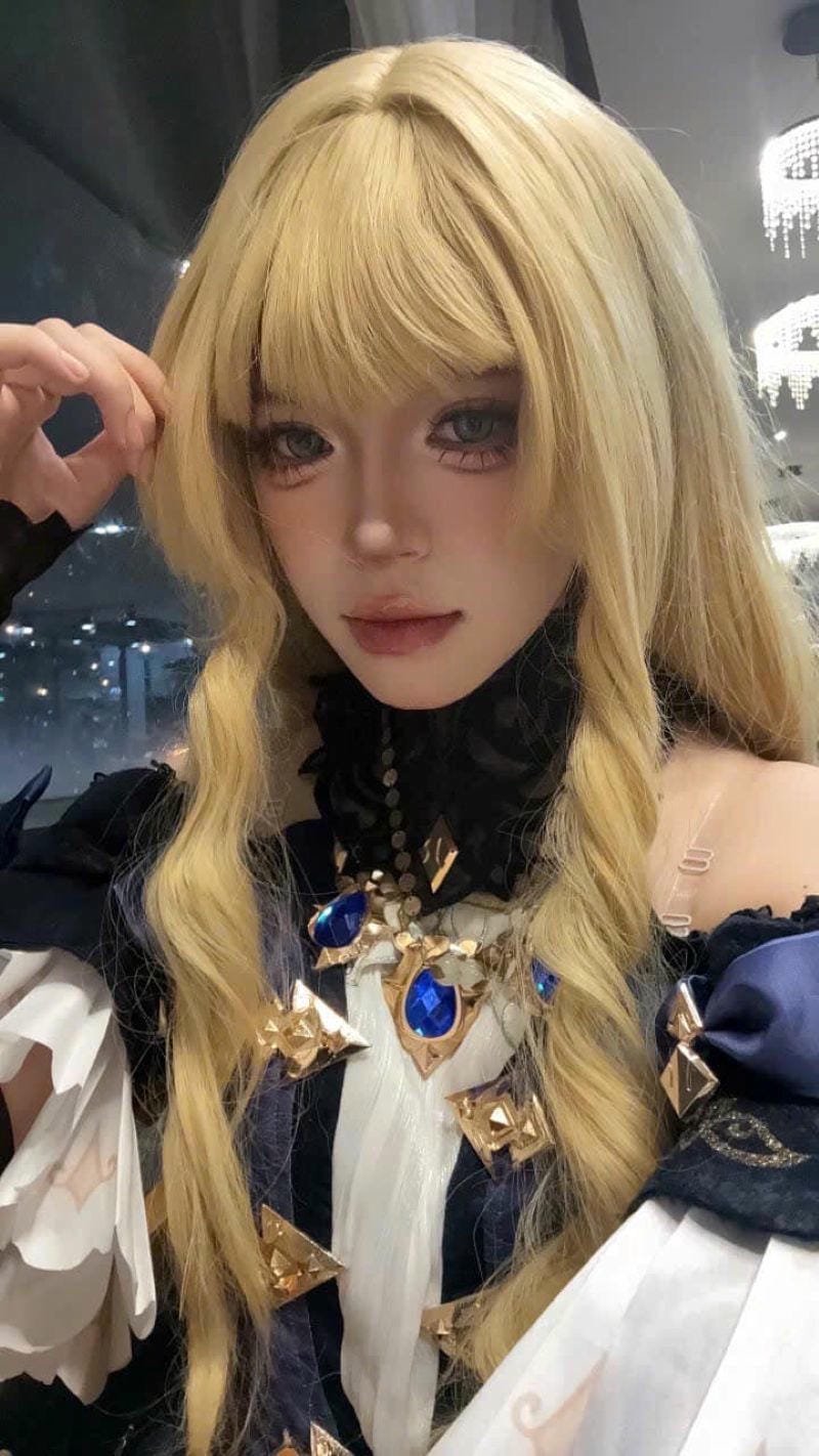 hình ảnh Mai Phương cosplay 22