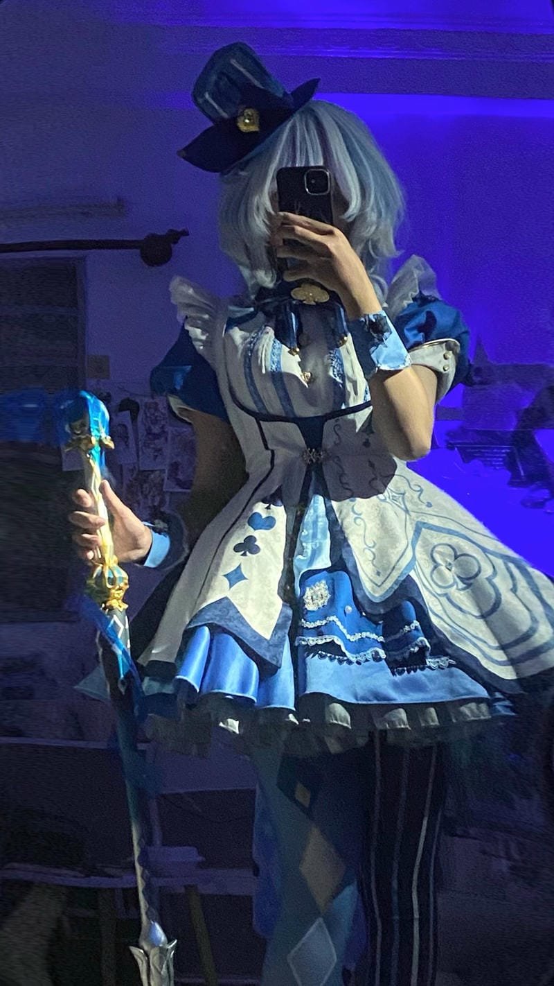 hình ảnh Mai Phương cosplay 6