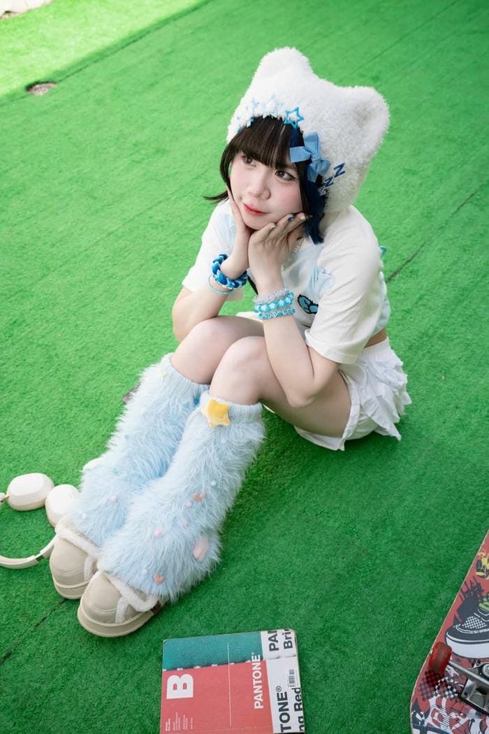 hình ảnh mèo simmy 24