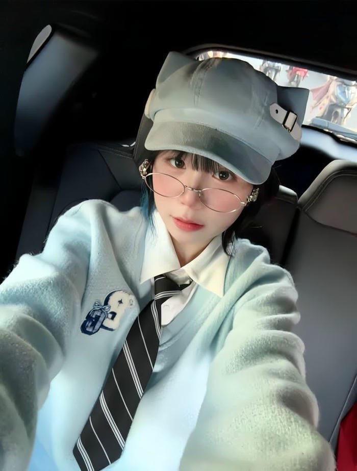 hình ảnh mèo simmy 6